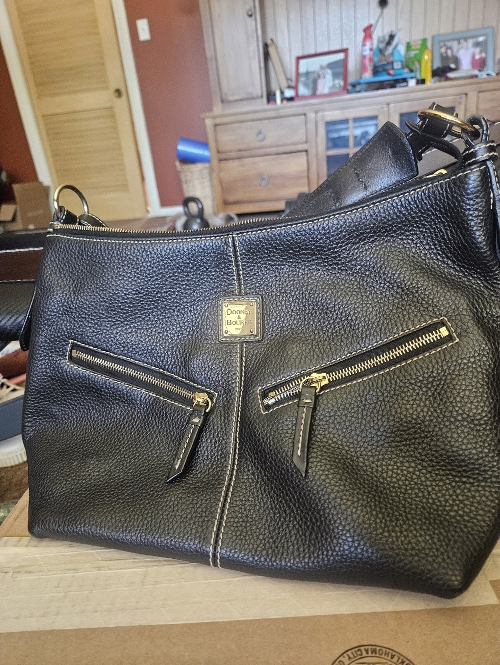 Dooney & Bourke Black Leather Shoulder Bag with Contrast Stitching